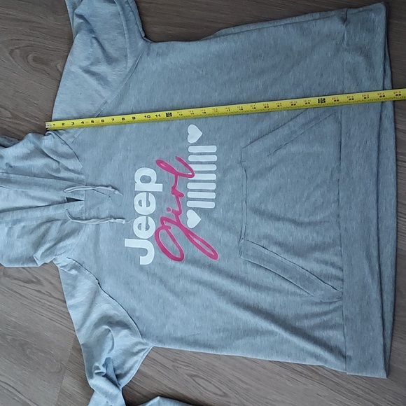 Jeep girl hooded long sleeve top grey white measurements are approximate - Picture 9 of 9